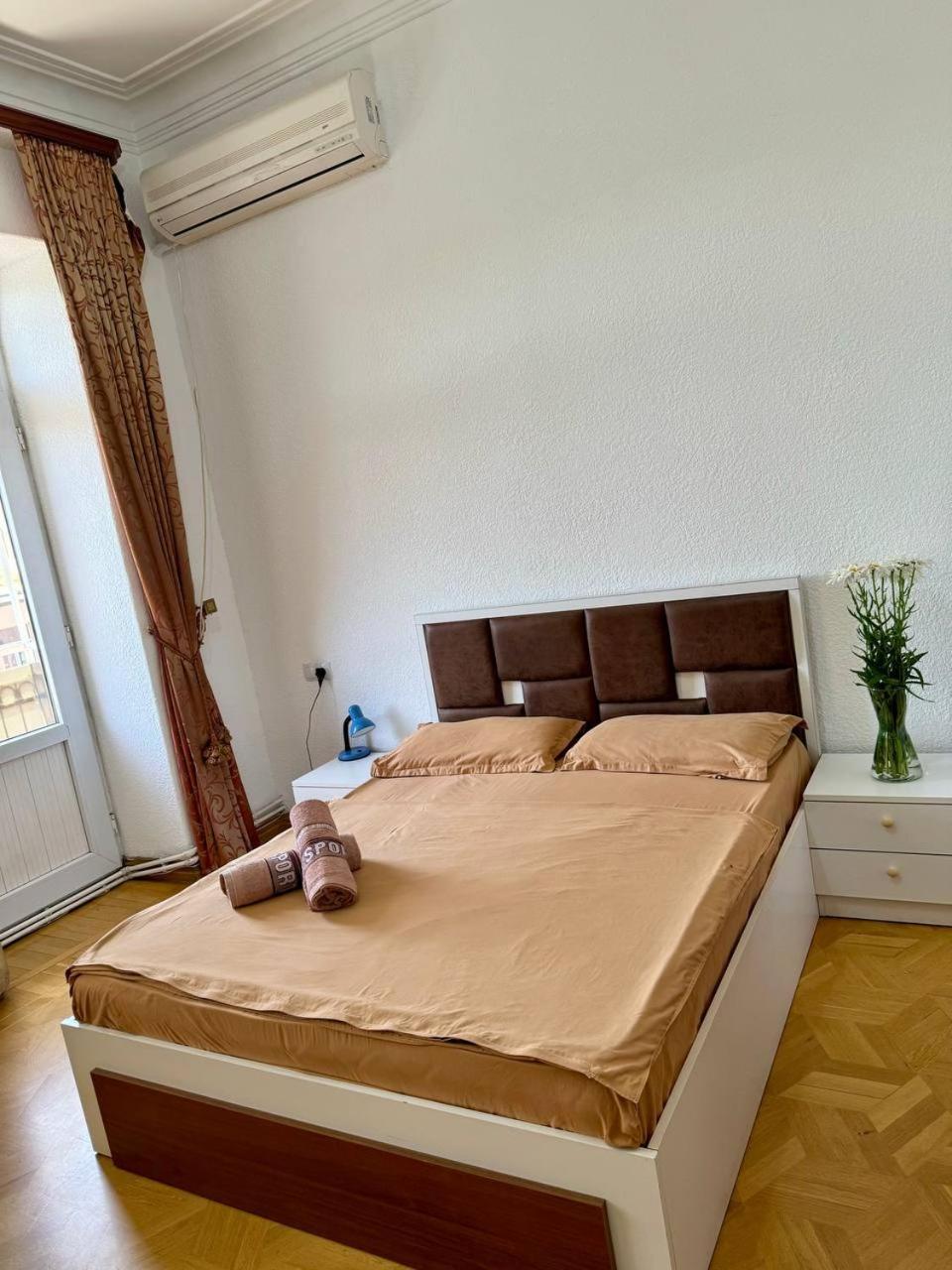 California Hostel Γιερεβάν Εξωτερικό φωτογραφία