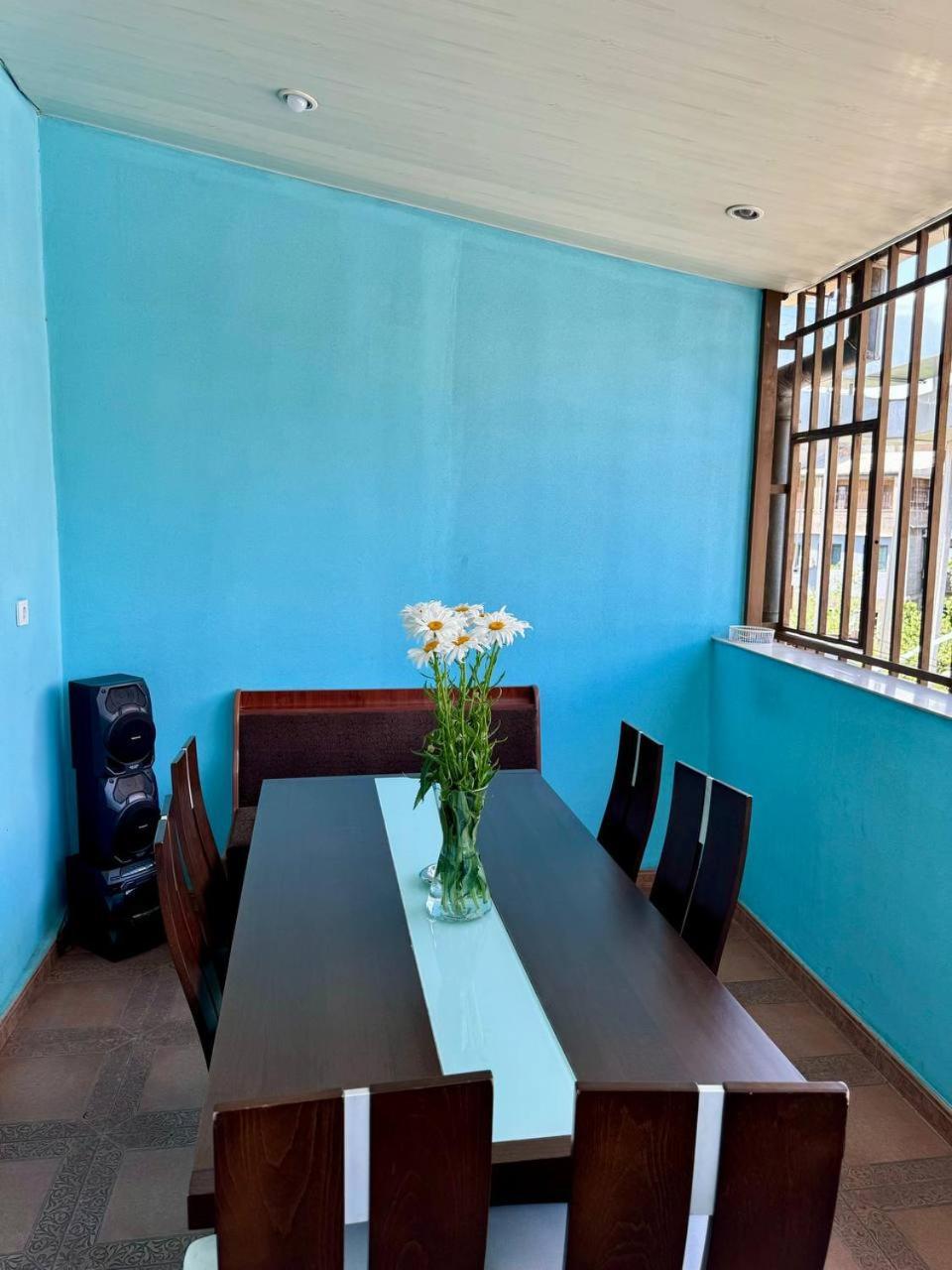California Hostel Γιερεβάν Εξωτερικό φωτογραφία