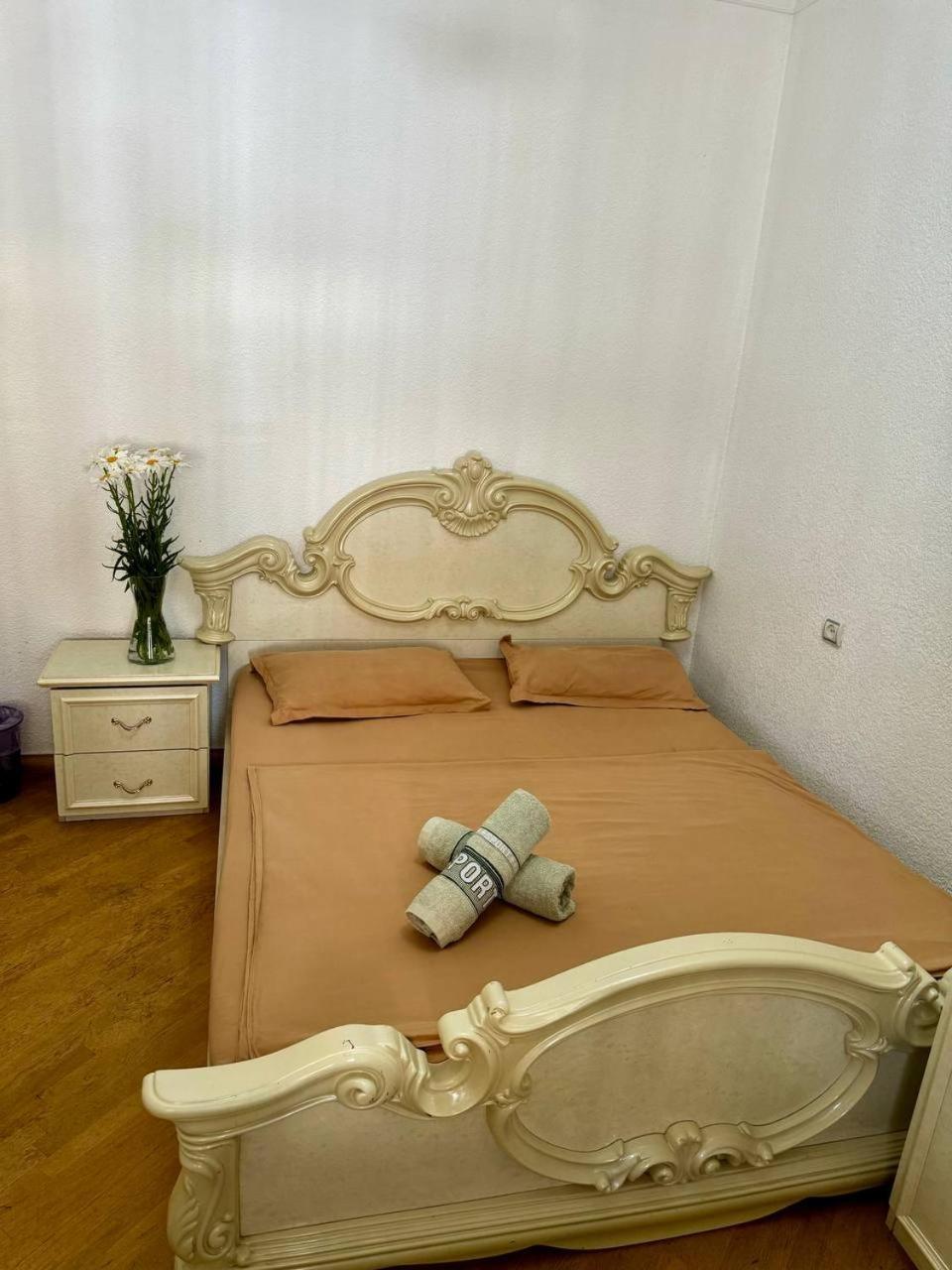 California Hostel Γιερεβάν Εξωτερικό φωτογραφία